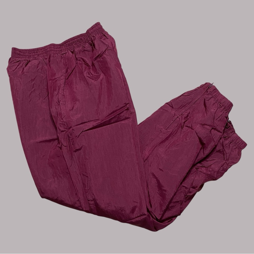 New York Classics 90s Windbreaker Pants